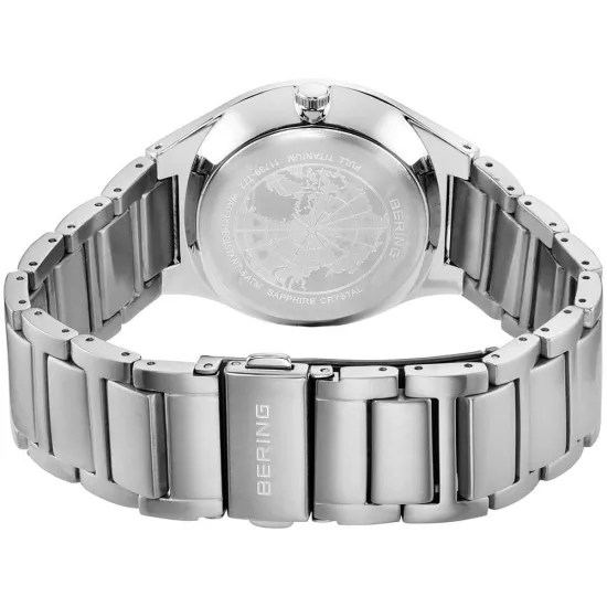 BERING Herrenuhr Titanuhr silbergrau mit Gliederband 11739-772