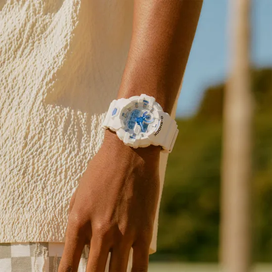 Casio G-Shock Armbanduhr weiss blau analog digital mit Kunststoffband GA-700HDS-7AER