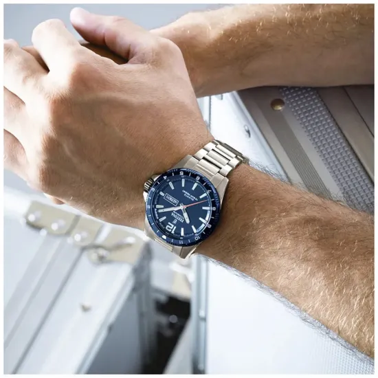 Festina Titanium Herrenuhr silberfarben blau mit Titanband F20698/2