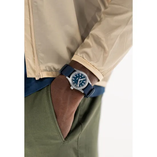 HAMILTON Armbanduhr Khaki Field 33 mm silberfarben blau mit Textilband H69301940