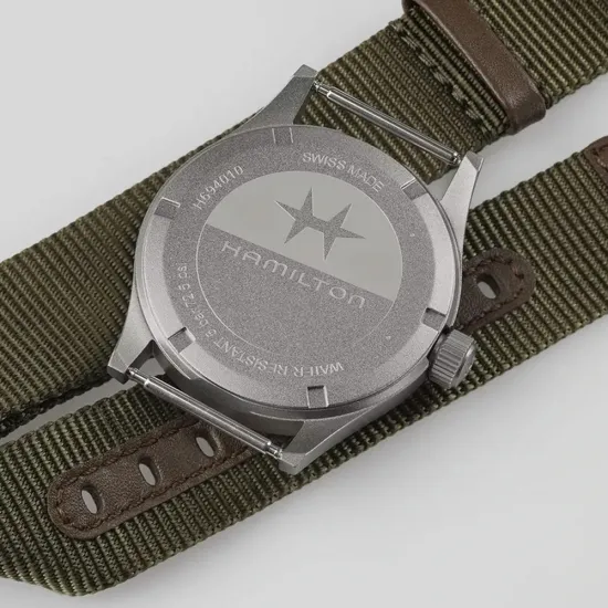 HAMILTON Armbanduhr Khaki Field 38 mm silberfarben schwarz Textilband olivegrün H69401930