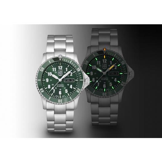 Luminox Armbanduhr Automatic Sport Timer grün silberfarben mit Edelstahlband XS.0937