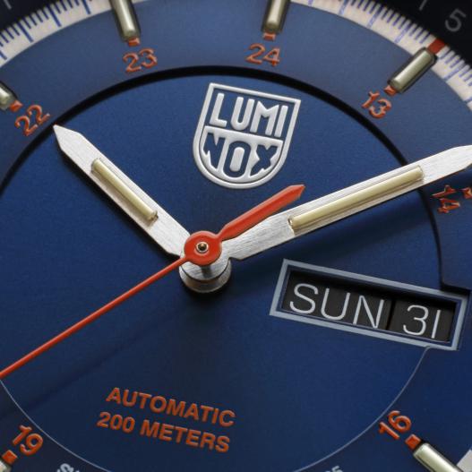 Luminox Automatic Uhr Atacama Field mit Edelstahlband XL.1904