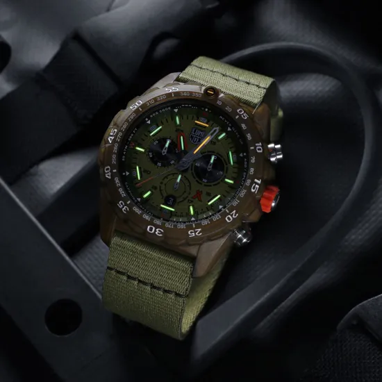 Luminox Bear Grylls Survival Outdoor Chrono mit khaki grünen Textilband XB.3757.ECO