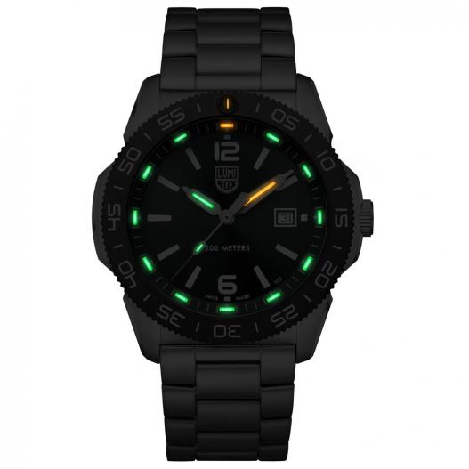 Luminox Pacific Diver Taucheruhr Armbanduhr mit Edelstahlband XS.3137