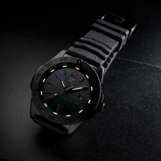 Luminox Pacific Diver Taucheruhr Armbanduhr mit Kautschuk Armband XS.3121.BO