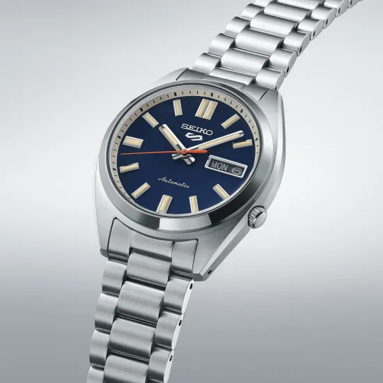 Seiko 5 Sports Automatikuhr midsize Everyday Carry Edelstahl silberfarben blau SRPK87K1