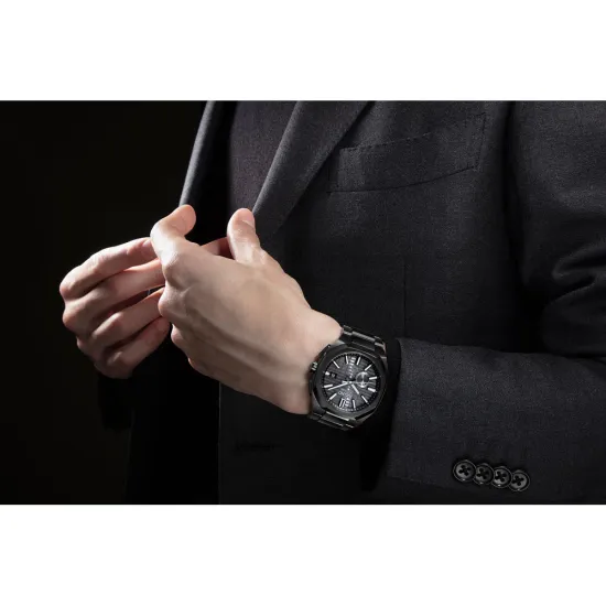 Seiko ASTRON GPS Solar Jet Black Titan schwarz mit Titaniumband SSJ015J1