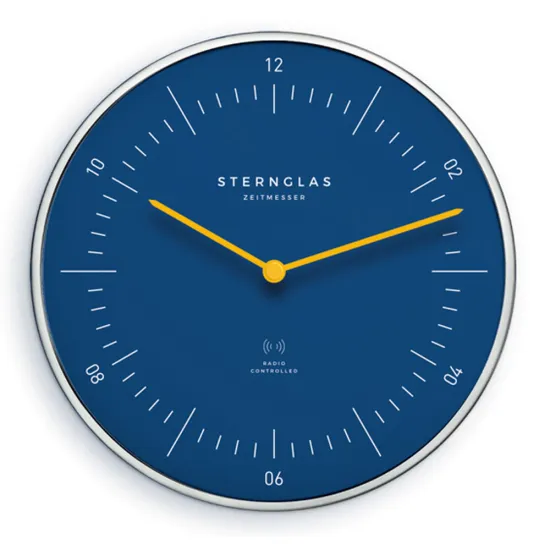 STERNGLAS Wanduhr Funk Naos silberfarben mit blauem Zifferblatt S14-010