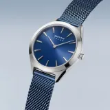 BERING Damenuhr Solar silberfarben mit Milanaiseband blau 17331-307