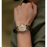 Festina Herrenuhr Quarz Swiss Made Field mit grünem Textilband F20082/1