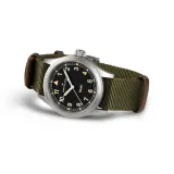 HAMILTON Armbanduhr Khaki Field 38 mm silberfarben schwarz Textilband olivegrün H69401930