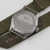 HAMILTON Armbanduhr Khaki Field 38 mm silberfarben schwarz Textilband olivegrün H69401930