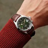 Seiko Prospex Automatik Herrenuhr Alpinist grün mit braunem Lederband SPB121J1