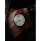 STERNGLAS Armbanduhr NAOS Edition Bauhaus III Lederband rot Limited S01-NAB15-CA02