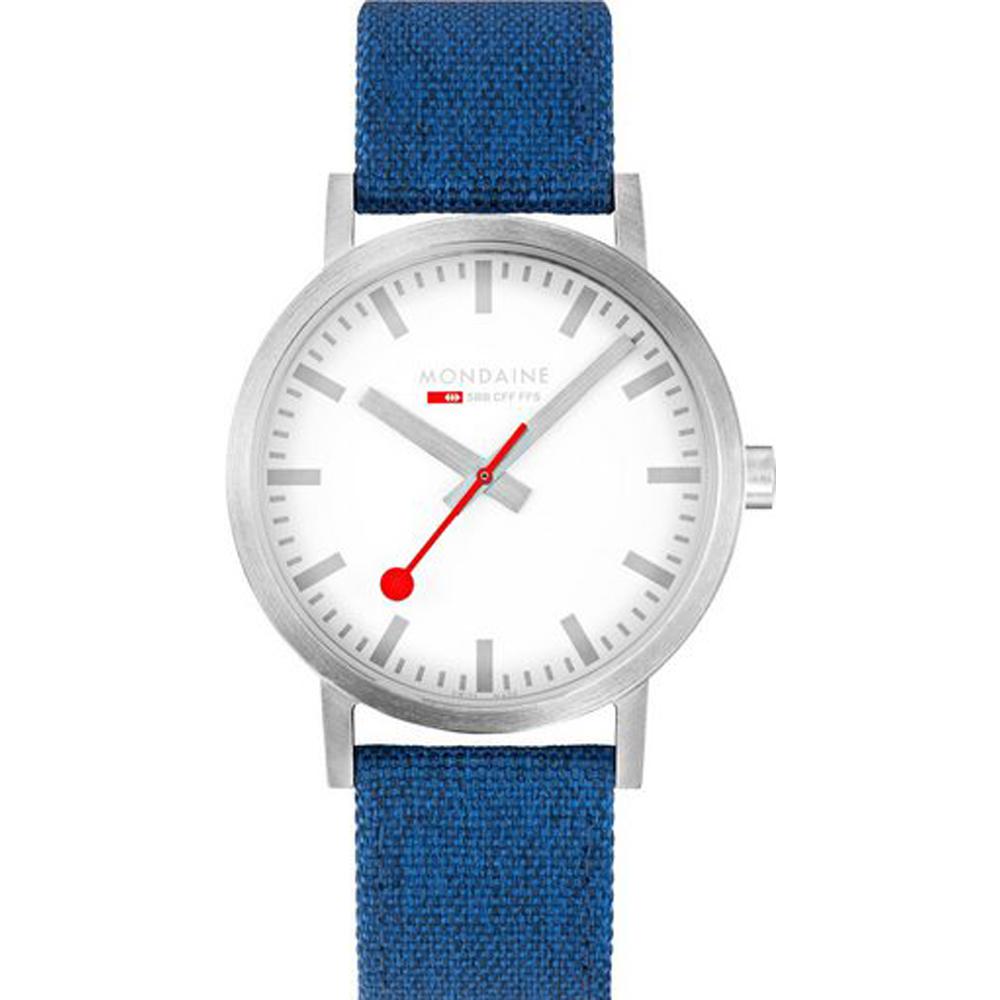 Mondaine Classic nachhaltige Armbanduhr mattiert 40 mm mit blauem Textilband A660.30360.17SBD